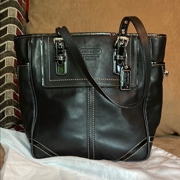 Coach Black Leather Tote Bag w/Dust Bag - Picture 5 of 13